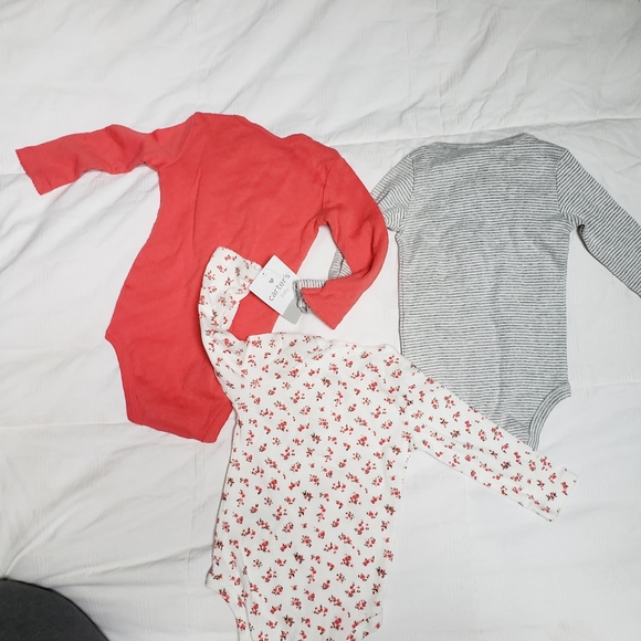 Carter's Other - NWT GIRL'S CARTERS SIZE 9 MOS. LONG SLEEVE ONESIE
